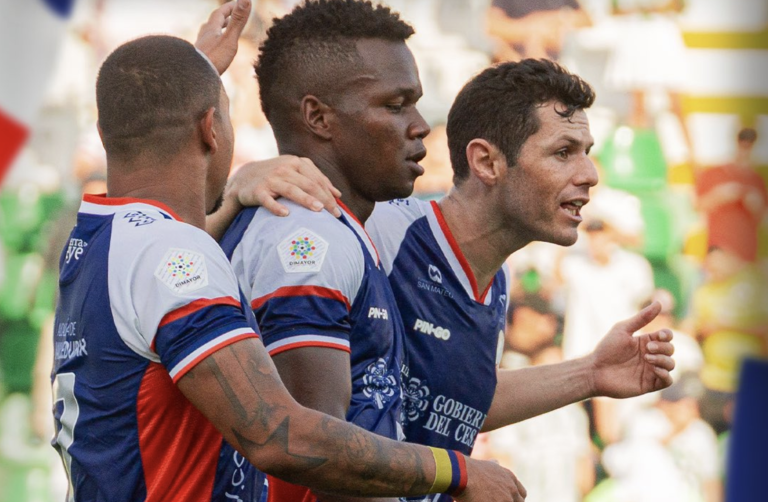 Alianza despertó y Nacional sufrió su primera derrota